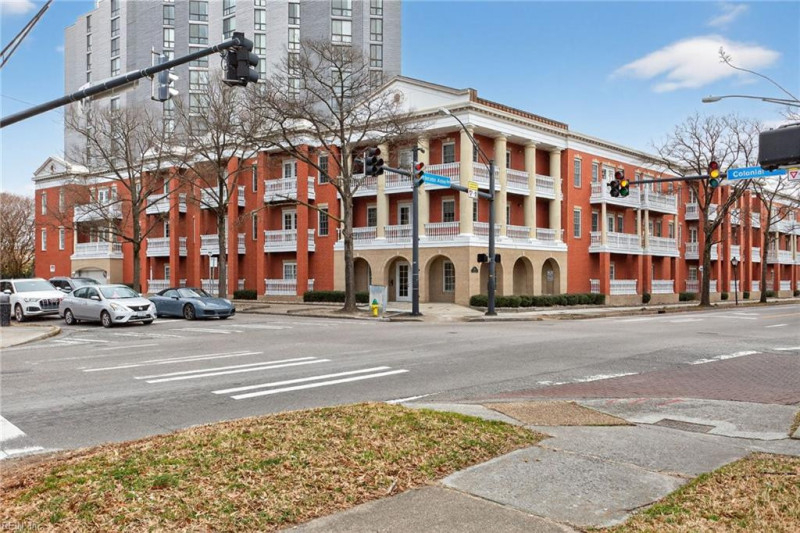 Photo 4 of 32 residential for sale in Norfolk virginia Photo 4 of 32 residential for sale in Norfolk virginia