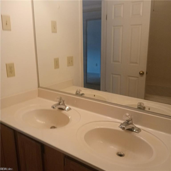 Photo 7 of 9 residential for sale in Hampton virginia Photo 7 of 9 residential for sale in Hampton virginia