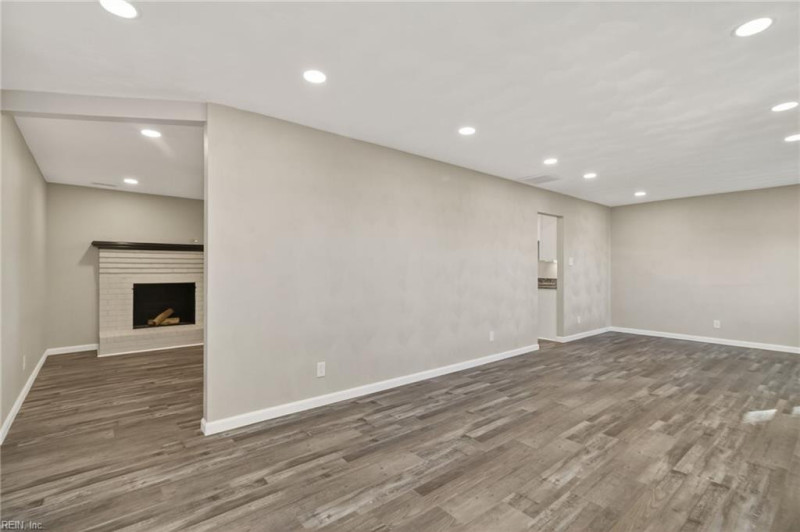 Photo 6 of 28 residential for sale in Chesapeake virginia Photo 6 of 28 residential for sale in Chesapeake virginia