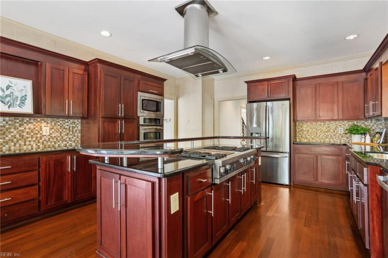 Photo 20 of 50 residential for sale in Virginia Beach virginia