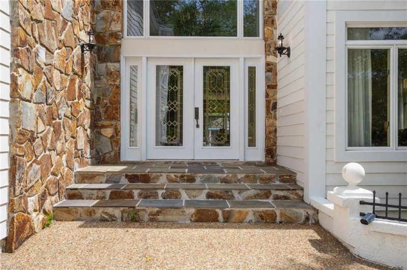Photo 3 of 50 residential for sale in Virginia Beach virginia