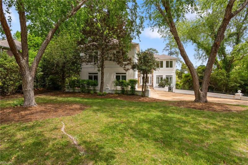 Photo 45 of 50 residential for sale in Virginia Beach virginia