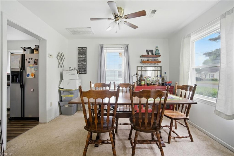 Photo 10 of 31 residential for sale in Portsmouth virginia