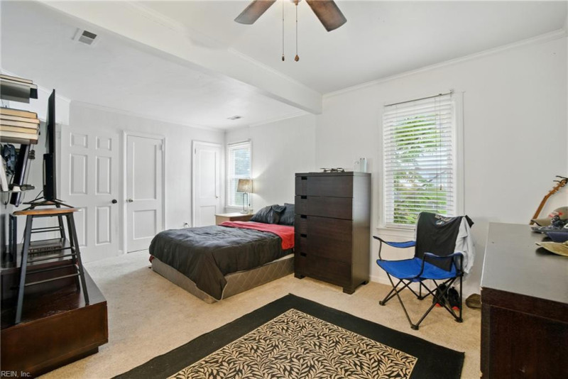 Photo 15 of 31 residential for sale in Portsmouth virginia