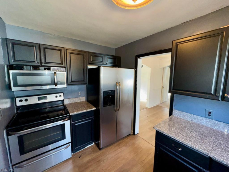 Photo 10 of 18 residential for sale in Norfolk virginia