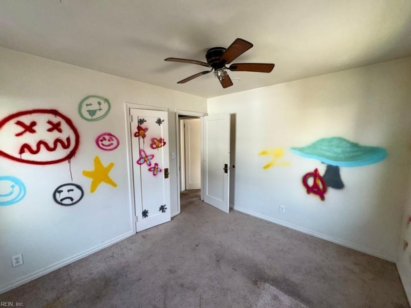 Photo 12 of 18 residential for sale in Norfolk virginia