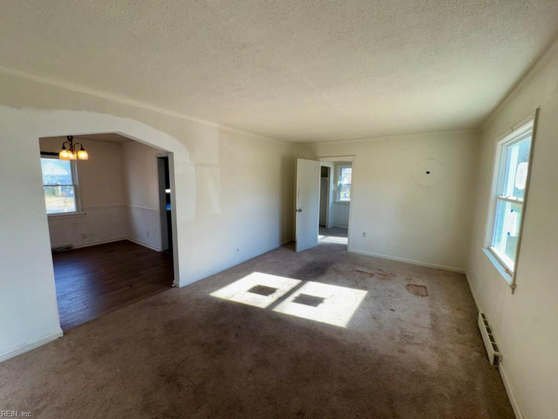 Photo 5 of 18 residential for sale in Norfolk virginia