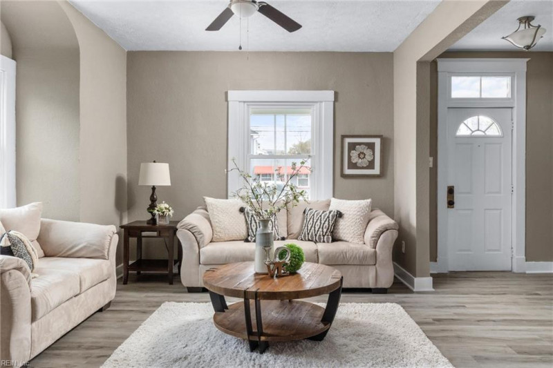 Photo 9 of 22 residential for sale in Hampton virginia