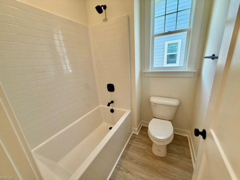 Photo 26 of 34 residential for sale in Chesapeake virginia