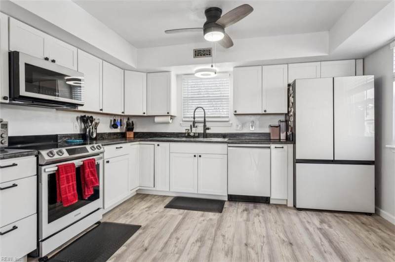 Photo 10 of 20 residential for sale in Hampton virginia