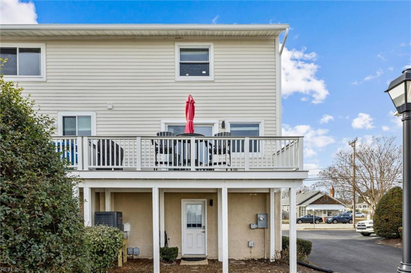 Photo 18 of 20 residential for sale in Hampton virginia