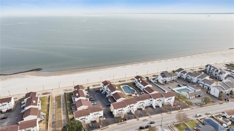 Photo 19 of 20 residential for sale in Hampton virginia