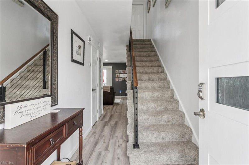 Photo 5 of 20 residential for sale in Hampton virginia