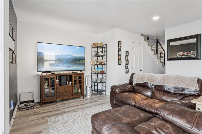 Photo 6 of 20 residential for sale in Hampton virginia