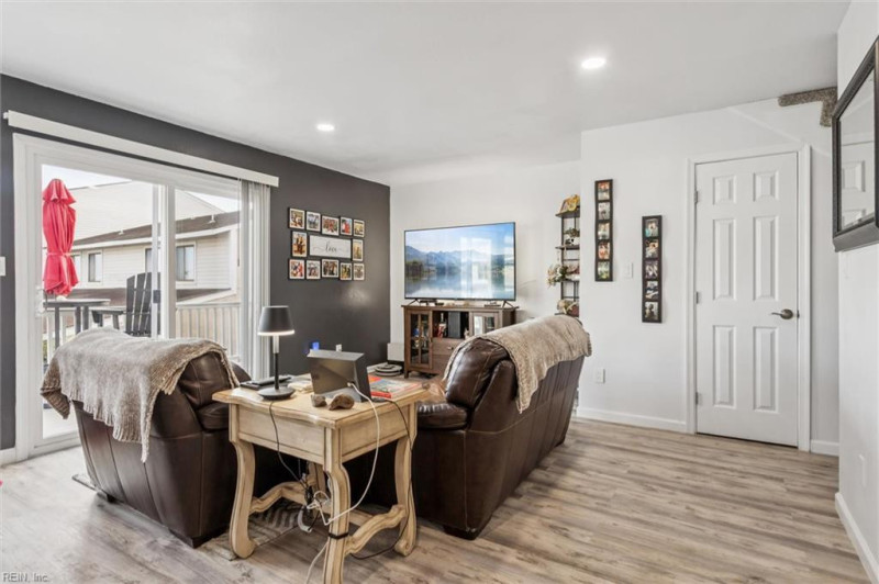 Photo 7 of 20 residential for sale in Hampton virginia