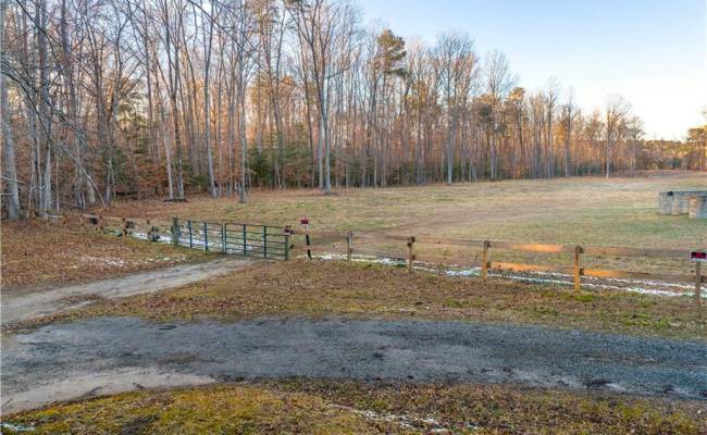 9744 Runninghorse Lane, Gloucester County, VA 23061