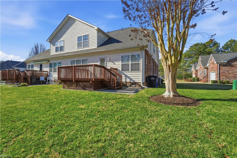 Photo 10 of 49 residential for sale in Portsmouth virginia