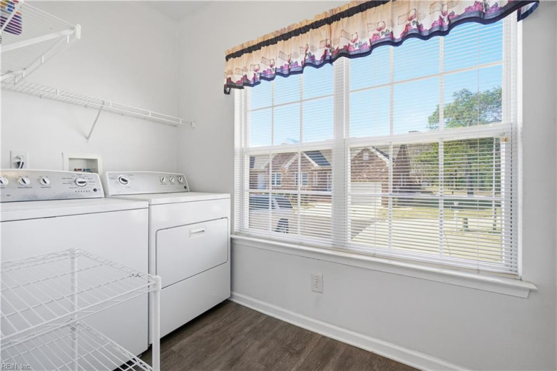 Photo 29 of 49 residential for sale in Portsmouth virginia