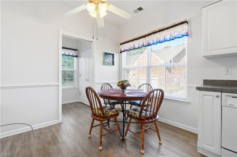 Photo 6 of 49 residential for sale in Portsmouth virginia