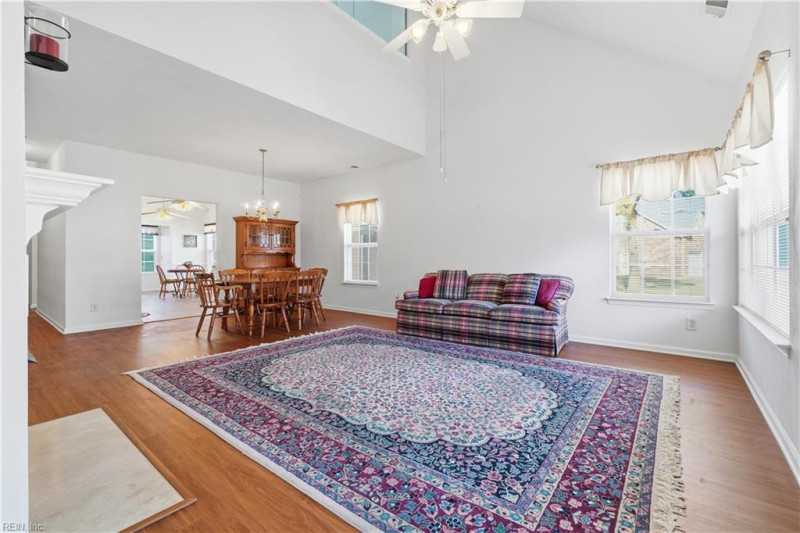 Photo 7 of 49 residential for sale in Portsmouth virginia