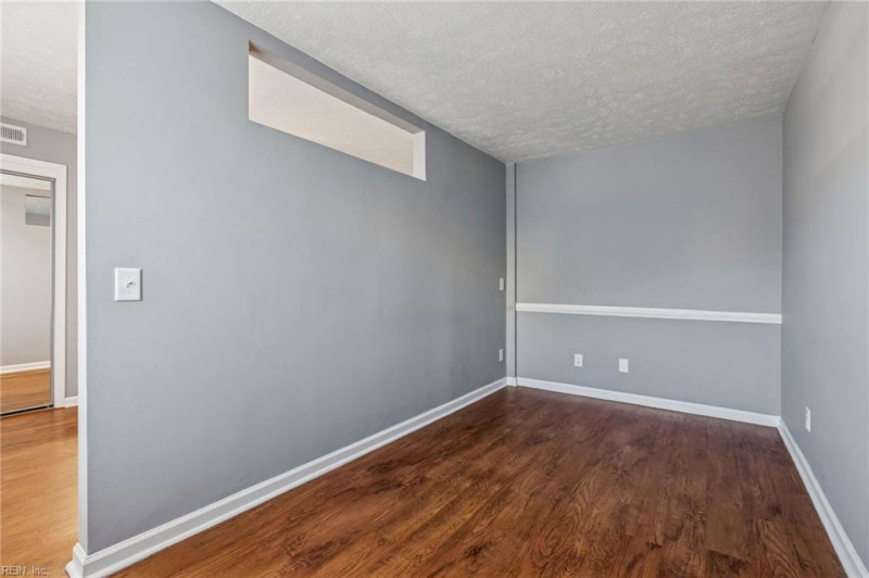 Photo 15 of 24 residential for sale in Hampton virginia