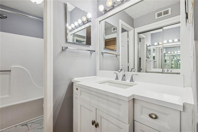 Photo 18 of 24 residential for sale in Hampton virginia