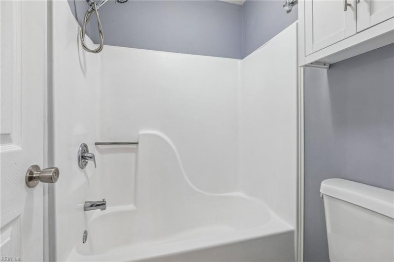 Photo 19 of 24 residential for sale in Hampton virginia