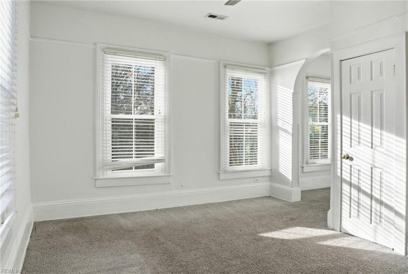 Photo 24 of 35 residential for sale in Portsmouth virginia
