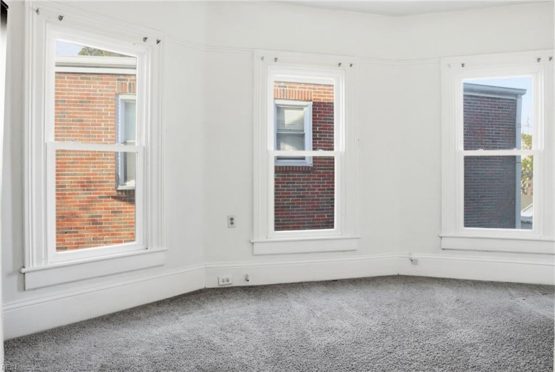 Photo 32 of 35 residential for sale in Portsmouth virginia