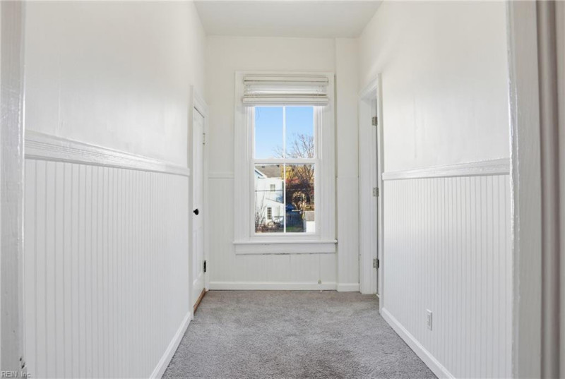 Photo 34 of 35 residential for sale in Portsmouth virginia