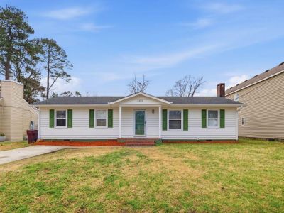 property image for 2209 Sparrow Road CHESAPEAKE VA 23320