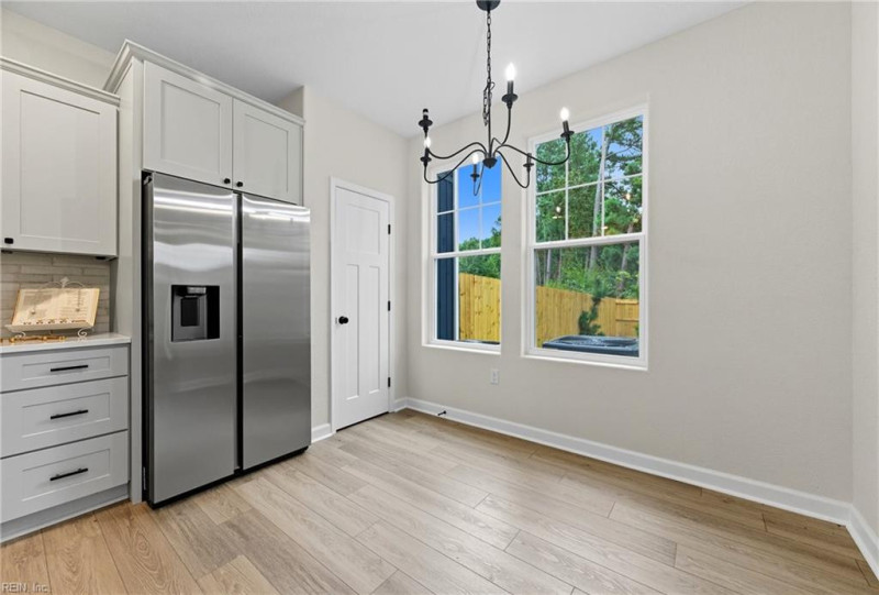Photo 9 of 33 residential for sale in Newport News virginia