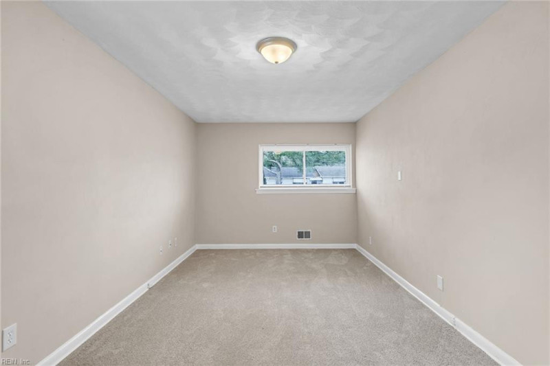 Photo 35 of 43 residential for sale in Portsmouth virginia Photo 35 of 43 residential for sale in Portsmouth virginia