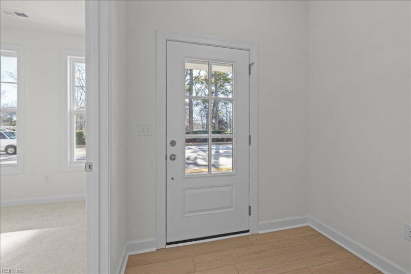 Photo 7 of 49 residential for sale in Virginia Beach virginia