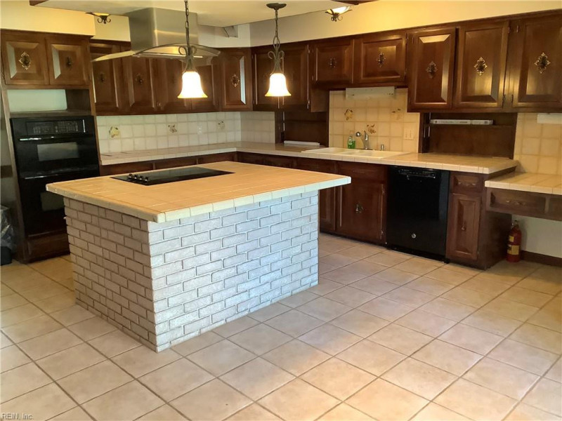 Photo 5 of 10 residential for sale in Virginia Beach virginia Photo 5 of 10 residential for sale in Virginia Beach virginia