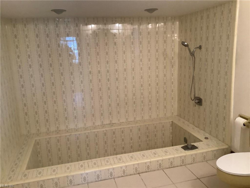 Photo 7 of 10 residential for sale in Virginia Beach virginia Photo 7 of 10 residential for sale in Virginia Beach virginia