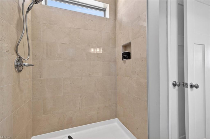 Photo 16 of 26 residential for sale in Suffolk virginia