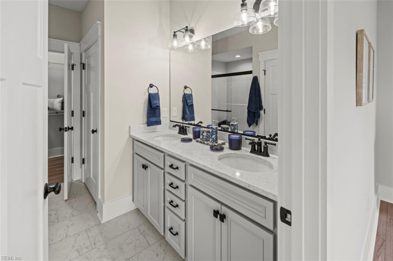 Photo 26 of 44 residential for sale in Suffolk virginia