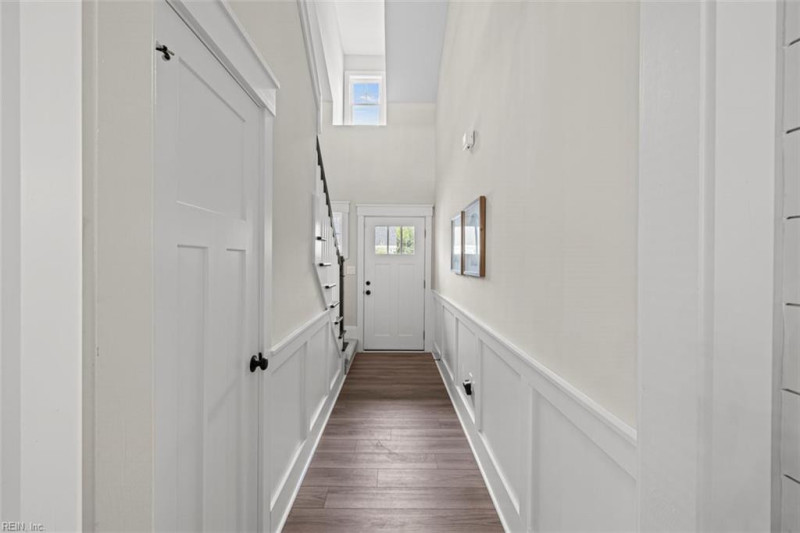 Photo 3 of 44 residential for sale in Suffolk virginia