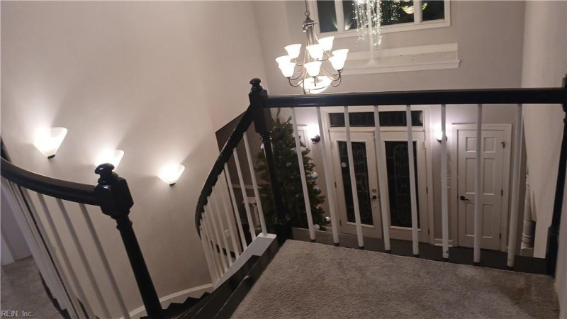 Photo 10 of 24 residential for sale in Chesapeake virginia
