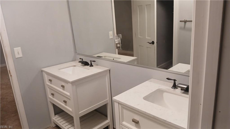 Photo 12 of 24 residential for sale in Chesapeake virginia