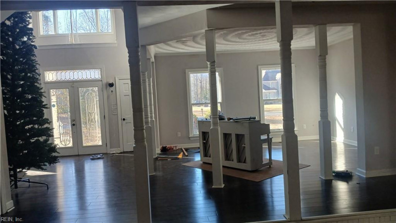Photo 15 of 24 residential for sale in Chesapeake virginia