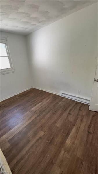 Photo 7 of 18 residential for sale in Chesapeake virginia Photo 7 of 18 residential for sale in Chesapeake virginia