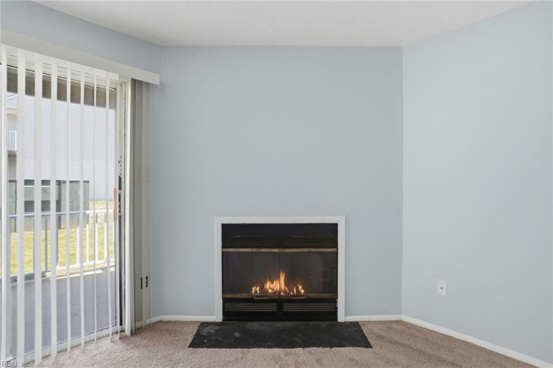 Photo 14 of 34 residential for sale in Virginia Beach virginia