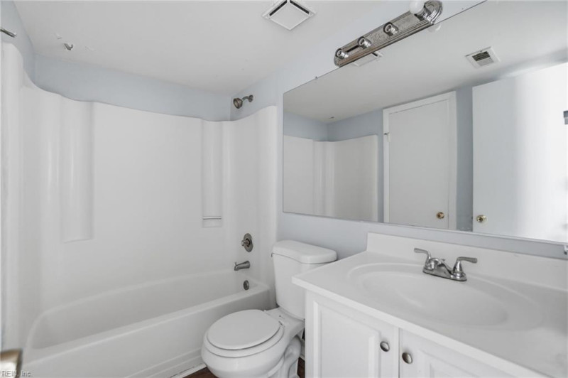Photo 22 of 34 residential for sale in Virginia Beach virginia