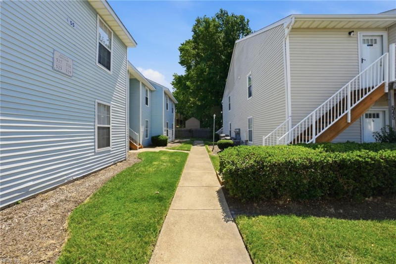 Photo 23 of 34 residential for sale in Virginia Beach virginia