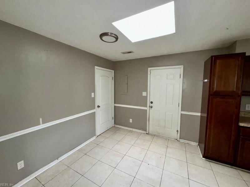 Photo 6 of 15 residential for sale in Norfolk virginia Photo 6 of 15 residential for sale in Norfolk virginia
