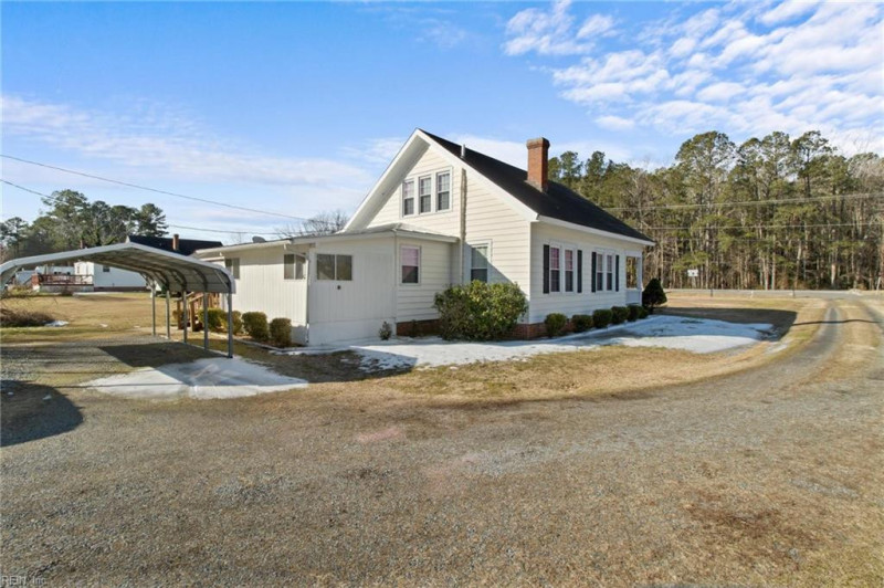 Photo 18 of 22 residential for sale in Mathews County virginia