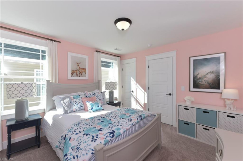 Photo 25 of 39 residential for sale in Suffolk virginia
