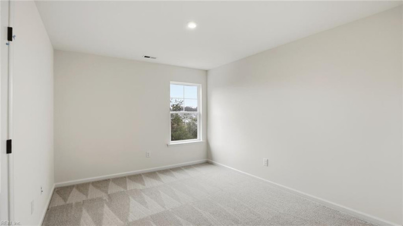Photo 33 of 47 residential for sale in Suffolk virginia Photo 33 of 47 residential for sale in Suffolk virginia
